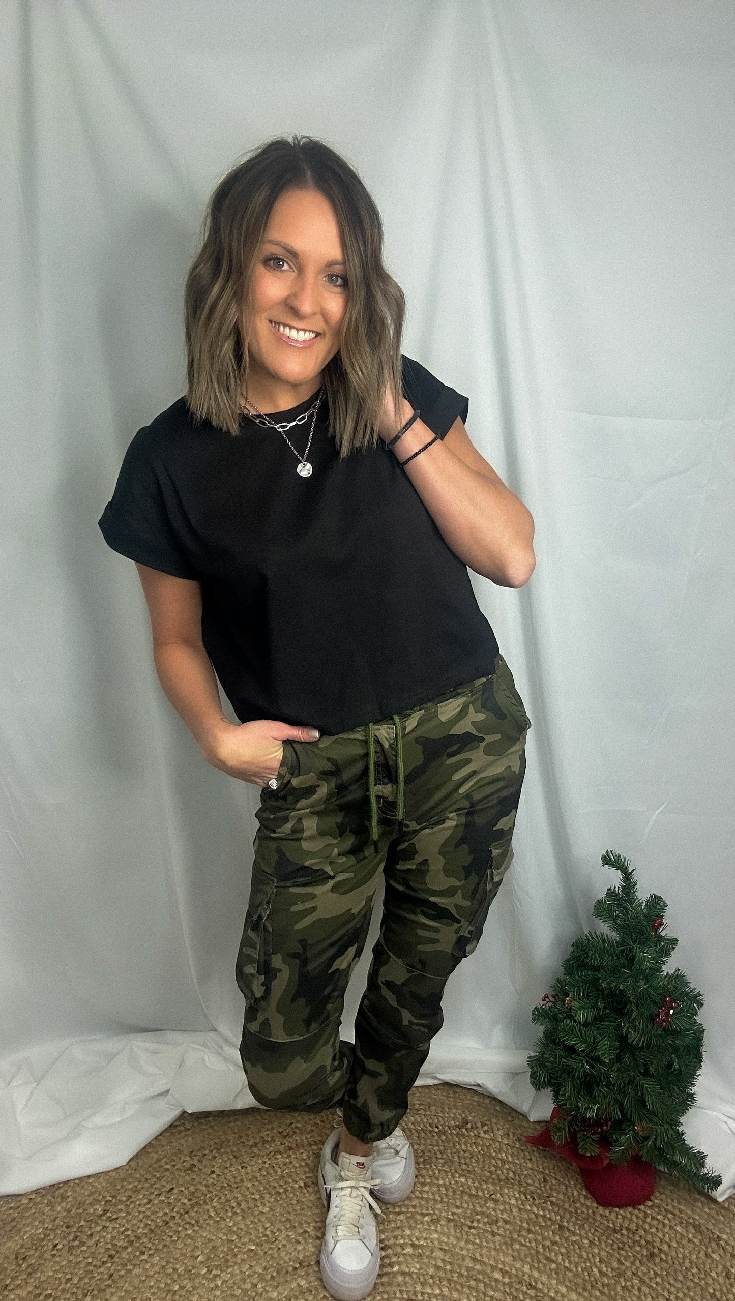 Black Muse Muscle Tee