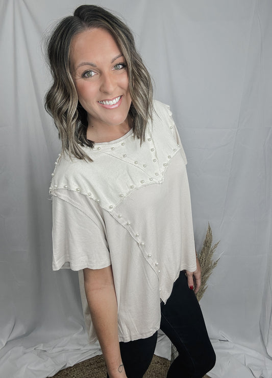 Pearls And Prosecco Tee