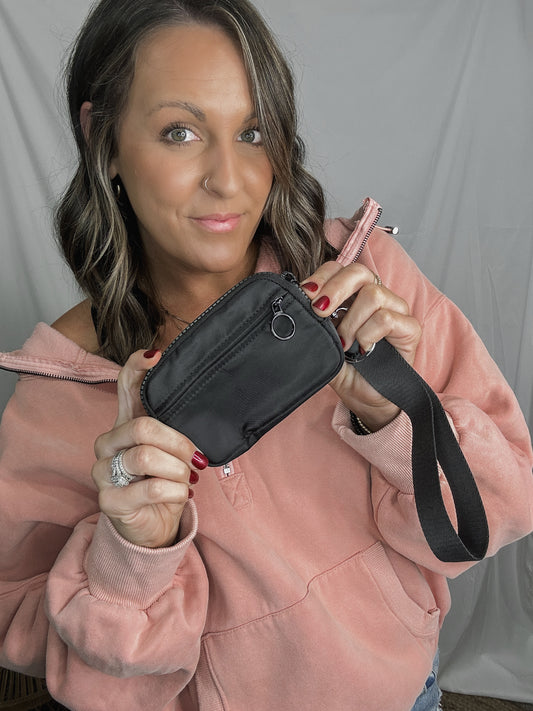Willow Wristlet Wallet - Black